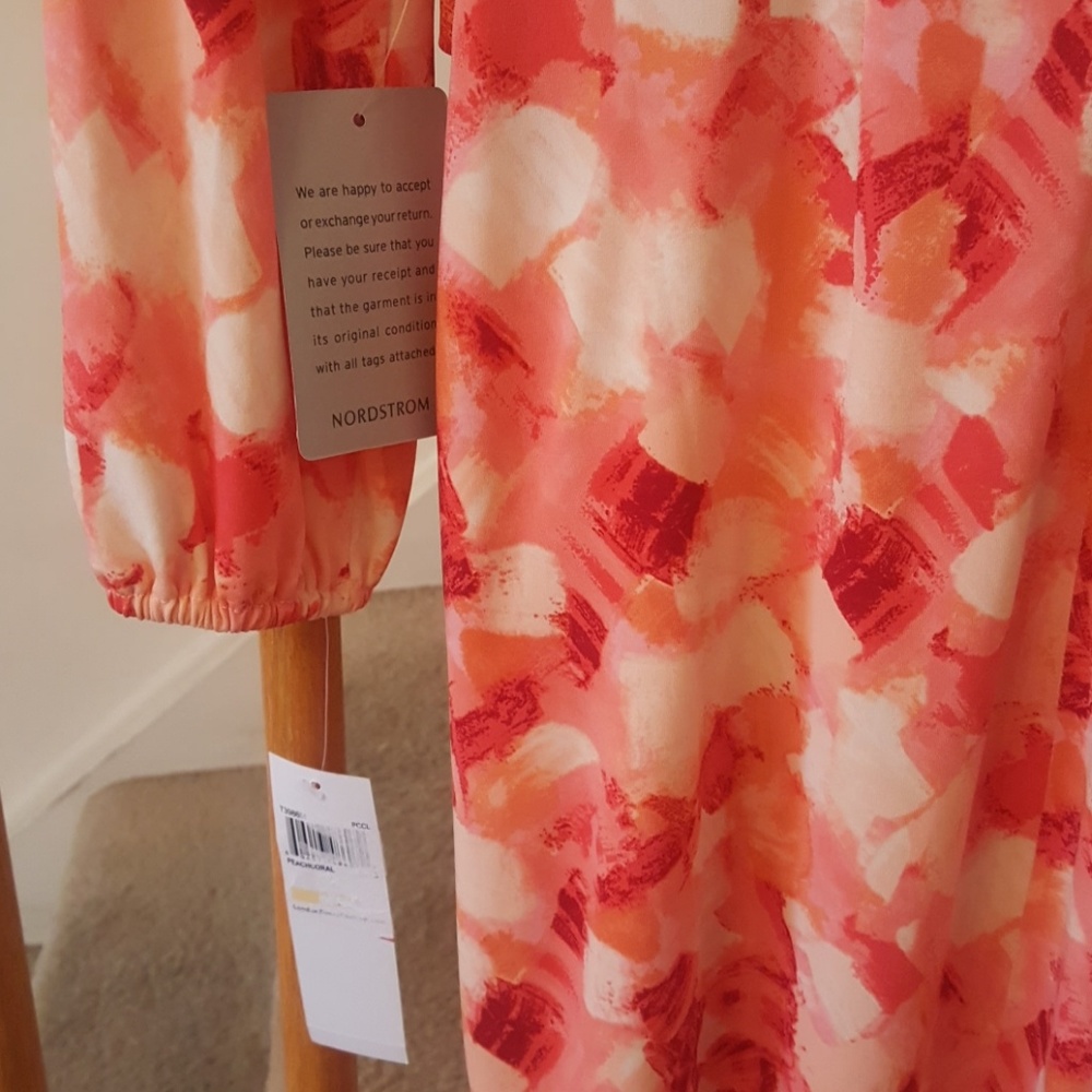Dress - Picture 3 of 8